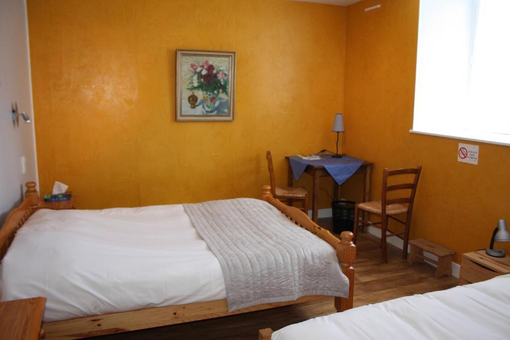 Auberge De Saint Julien Aux Bois Номер фото