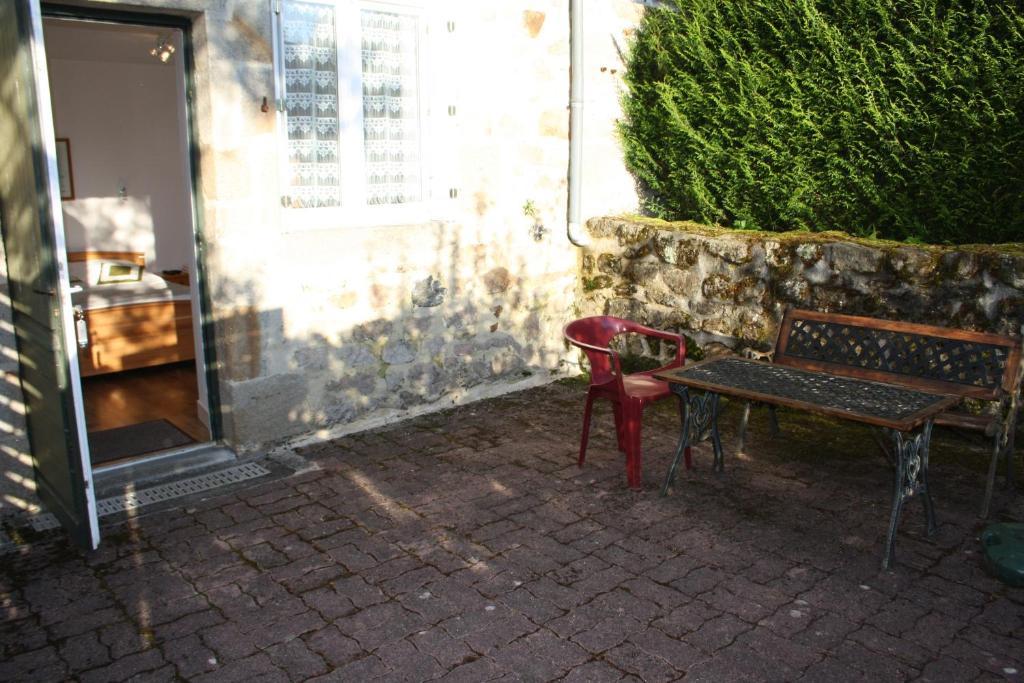 Auberge De Saint Julien Aux Bois Экстерьер фото